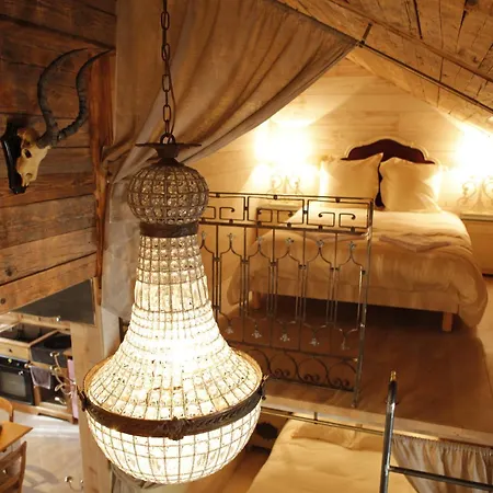 L'annexe Du Chateau Des Girards Holiday home