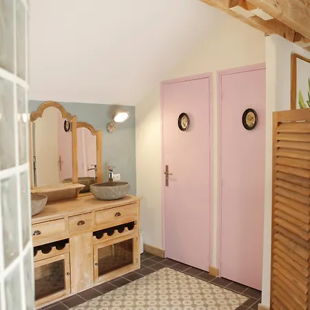 L'annexe Du Chateau Des Girards Lans-en-Vercors